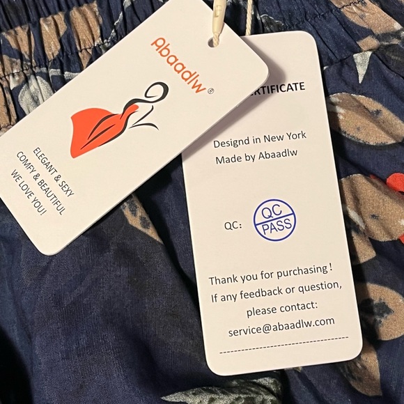 NWT Abaadlw Navy Blue Floral Skirt sz M - Picture 8 of 8